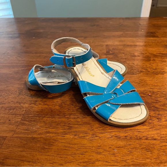 Salt Water Sandals by Hoy blue leather sandals size 1 - Picture 1 of 12